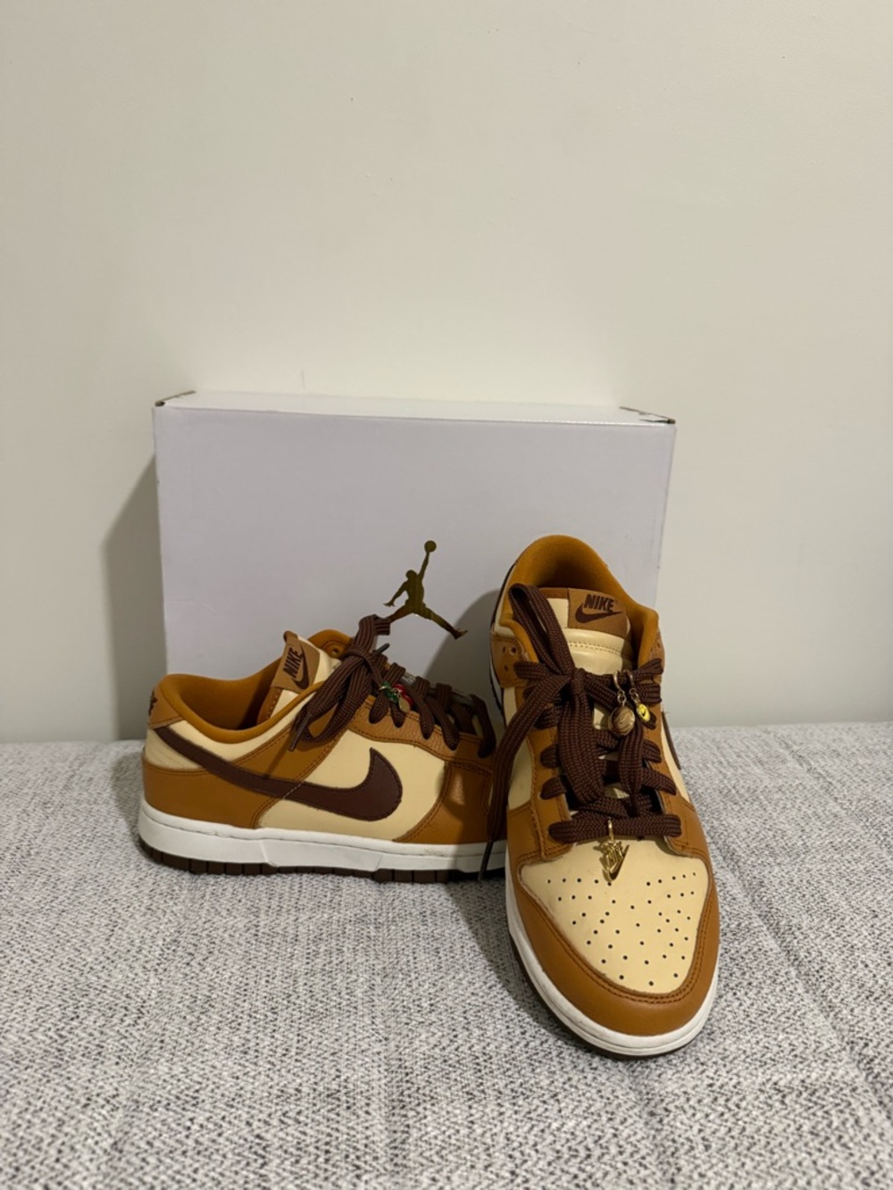 Nike Women’s Low-Top Sneakers in Tan and Brown - Picture 1 of 6